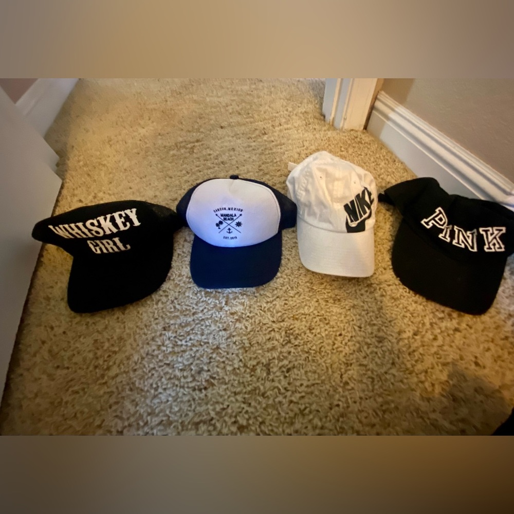 BUNDLE of 7 hats